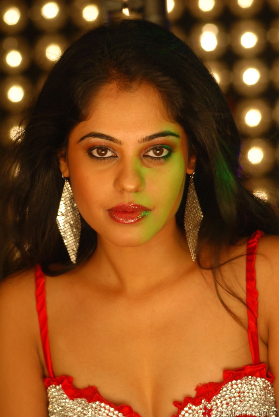 Bindhu Madhavi Hot Photo Shoot Pictures | Picture 93531